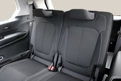 2022 Jeep Grand Cherokee L Laredo