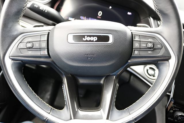 2022 Jeep Grand Cherokee L Laredo