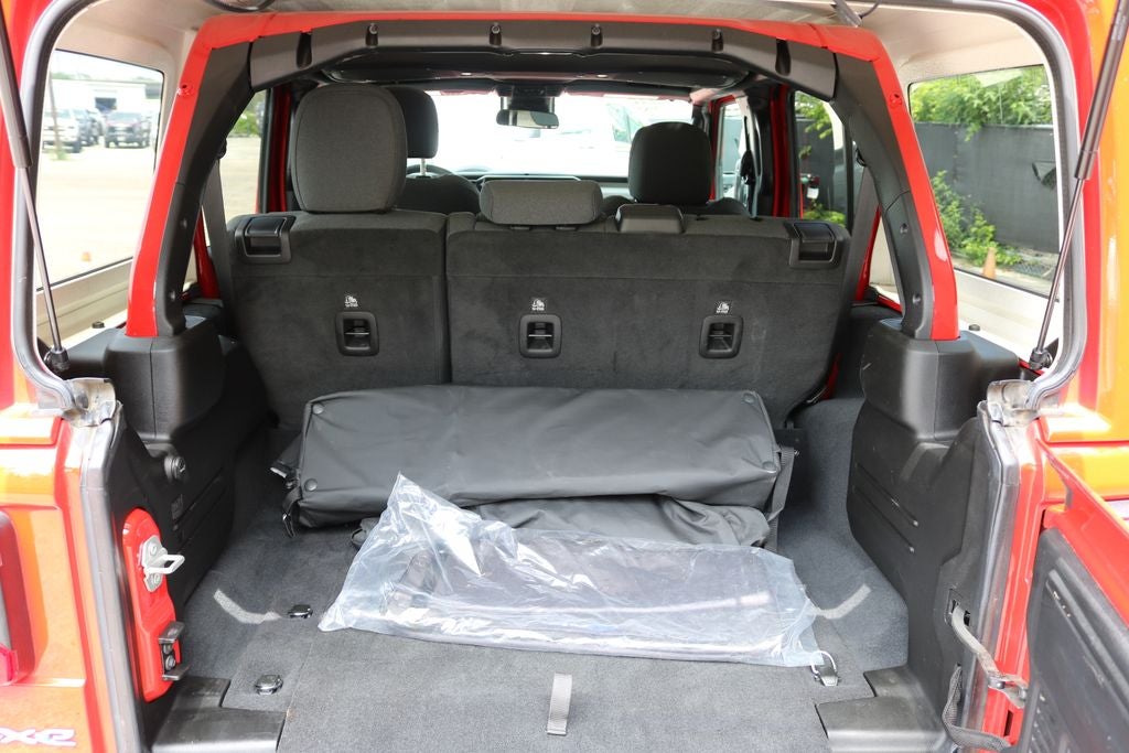 2024 Jeep Wrangler Sahara 4xe