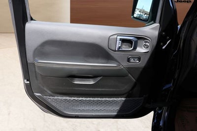 2025 Jeep Wrangler Sahara 4xe