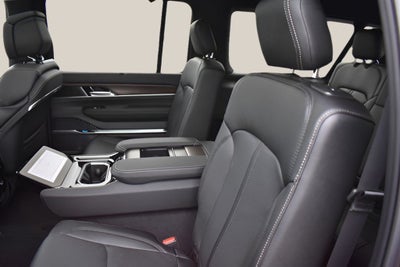 2023 Jeep Grand Wagoneer L Base