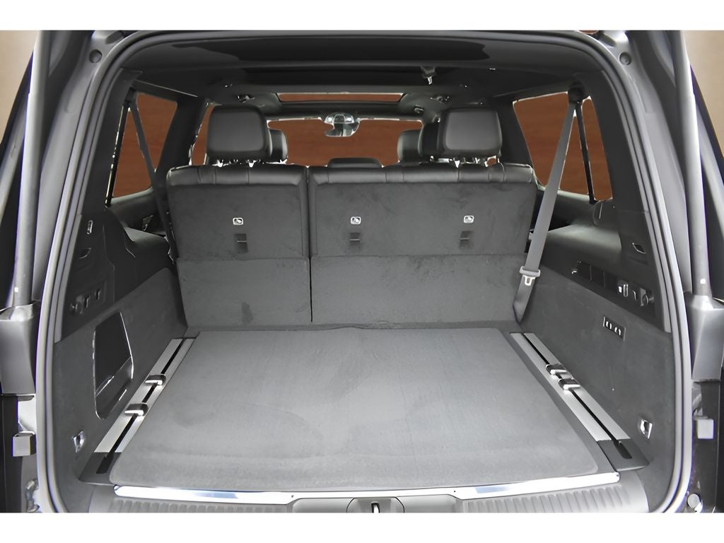 2023 Jeep Grand Wagoneer L Base