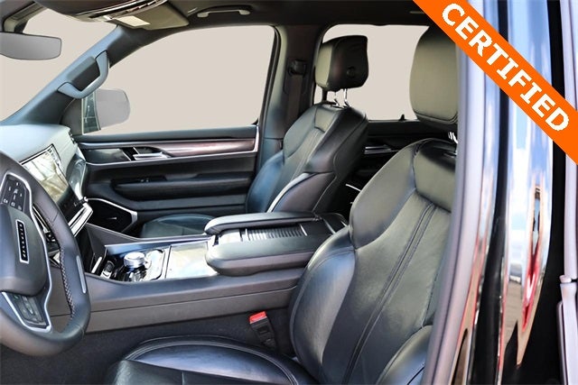 2024 Jeep Wagoneer Base