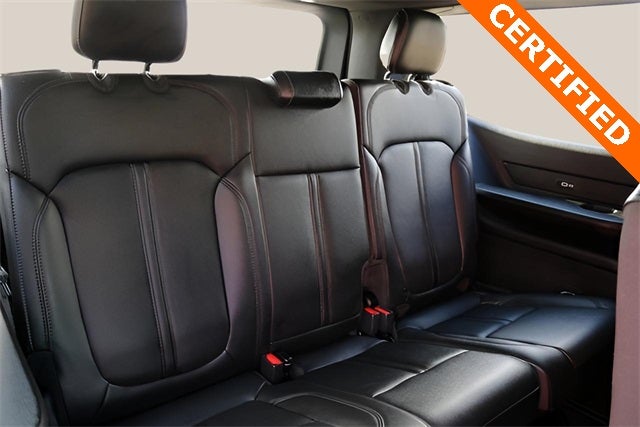 2024 Jeep Wagoneer Base