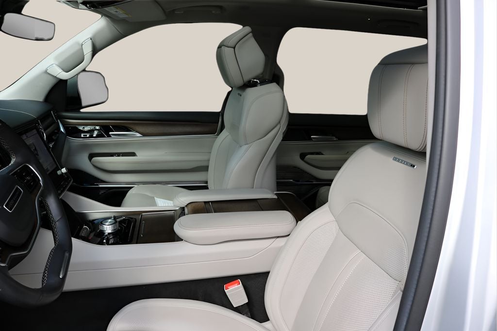 2022 Jeep Grand Wagoneer Series I