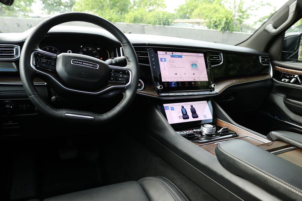 2025 Jeep Grand Wagoneer Base