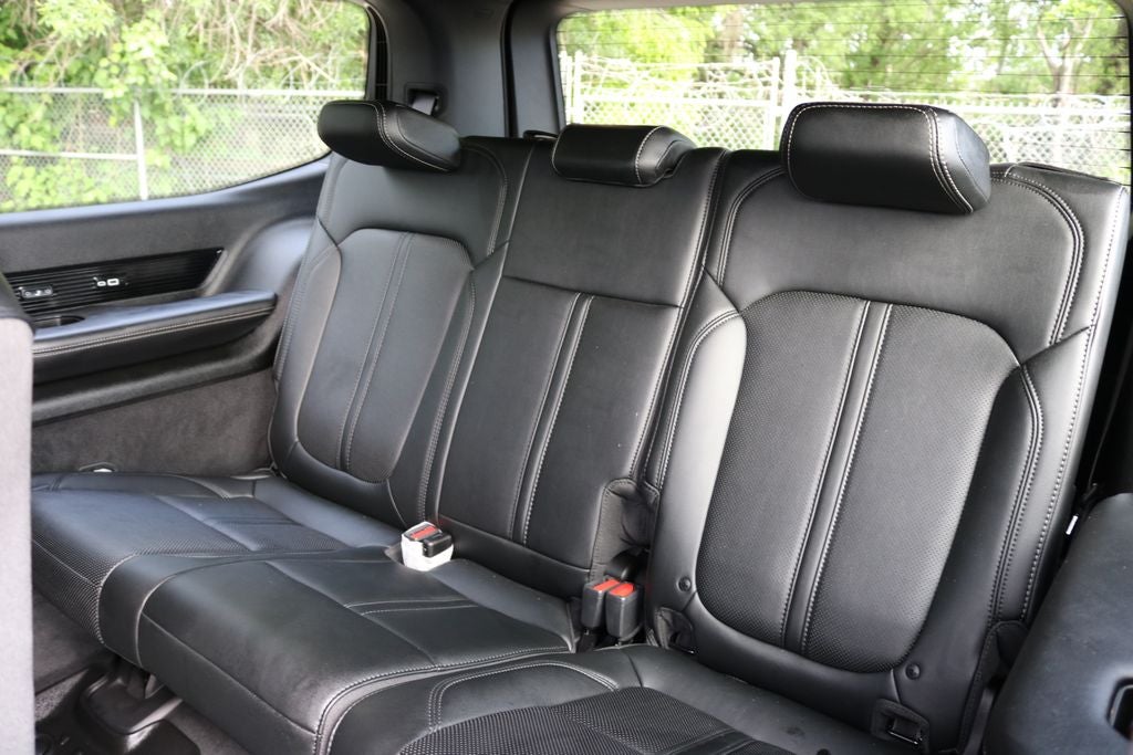 2025 Jeep Grand Wagoneer Base