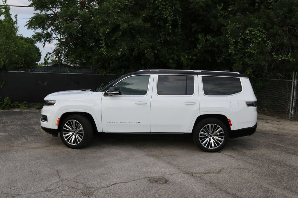 2025 Jeep Grand Wagoneer Base
