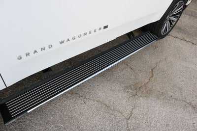 2025 Jeep Grand Wagoneer Base