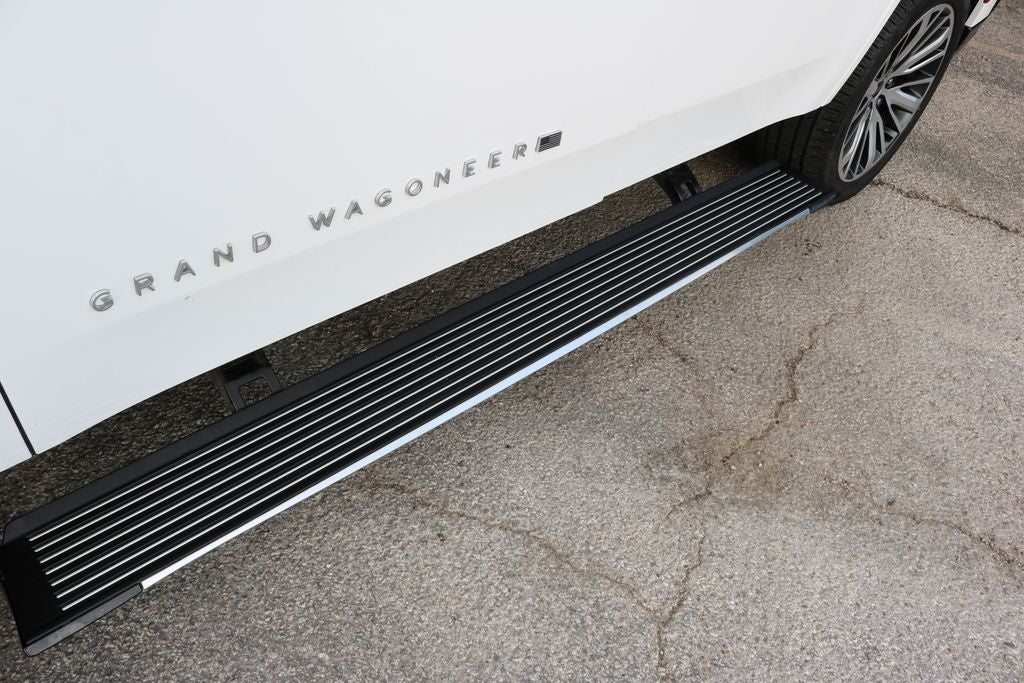 2025 Jeep Grand Wagoneer Base