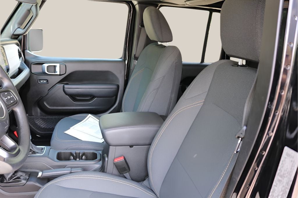 2024 Jeep Gladiator Sport