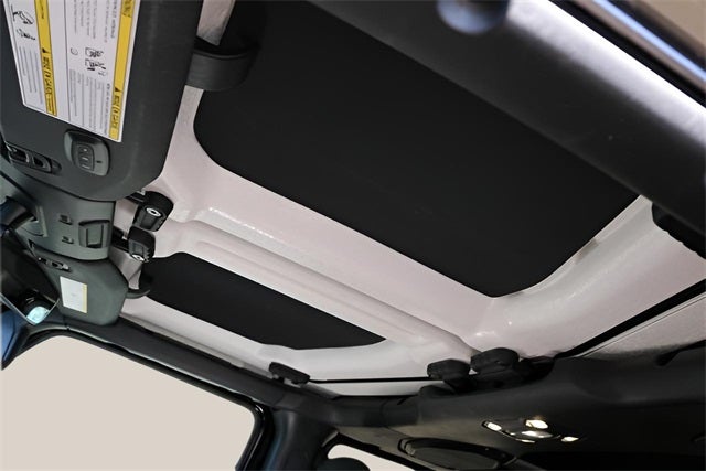 2022 Jeep Gladiator Willys