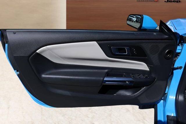 2025 Ford Mustang EcoBoost Premium