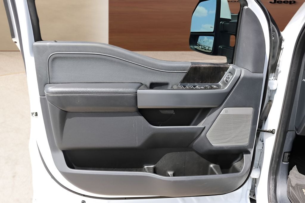 2023 Ford F-350SD Lariat