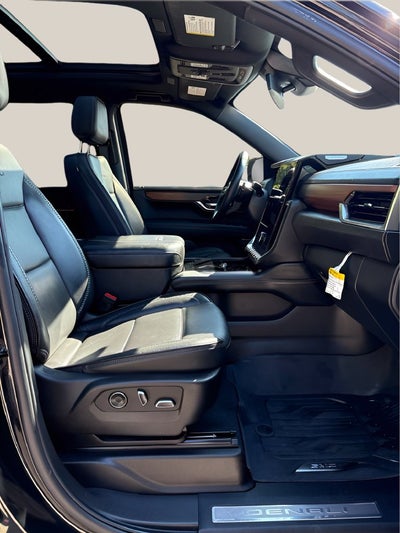 2025 GMC Yukon Denali