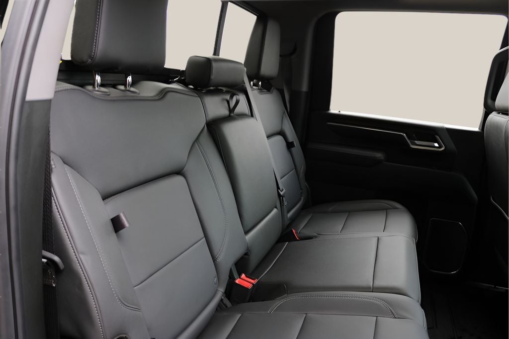 2025 GMC Sierra 2500HD SLT