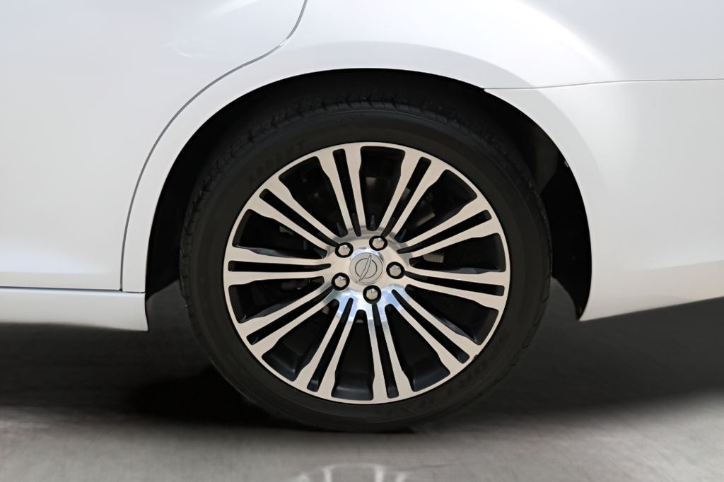 2014 Chrysler 300 S