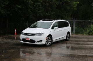 2018 Chrysler Pacifica Hybrid Limited