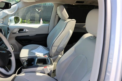 2018 Chrysler Pacifica Hybrid Limited