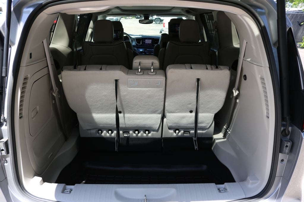 2018 Chrysler Pacifica Hybrid Limited