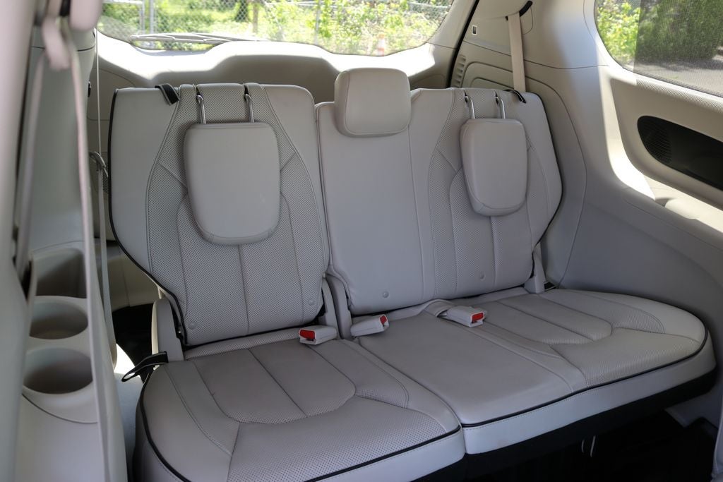 2018 Chrysler Pacifica Hybrid Limited