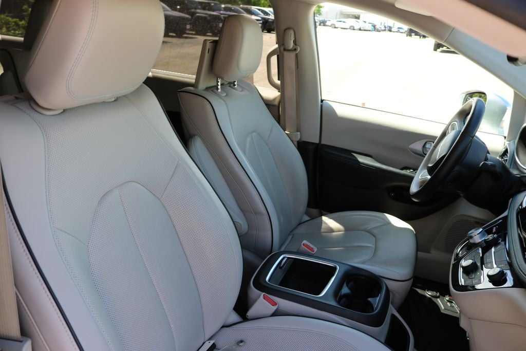 2018 Chrysler Pacifica Hybrid Limited