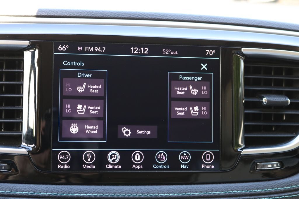 2018 Chrysler Pacifica Hybrid Limited
