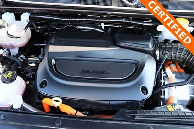 2024 Chrysler Pacifica Hybrid Select