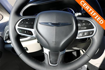 2024 Chrysler Pacifica Hybrid Select