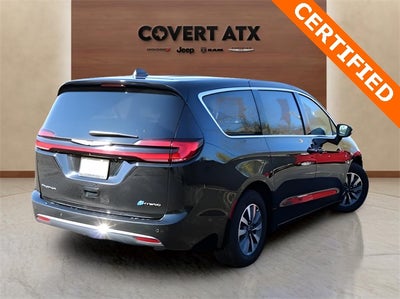 2024 Chrysler Pacifica Hybrid Select