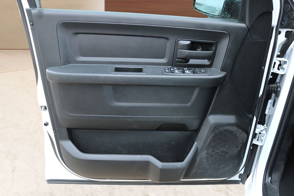 2022 RAM 1500 Classic Express