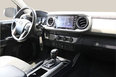 2020 Toyota Tacoma SR5 V6