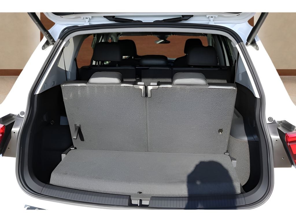 2024 Volkswagen Tiguan 2.0T Wolfsburg Edition