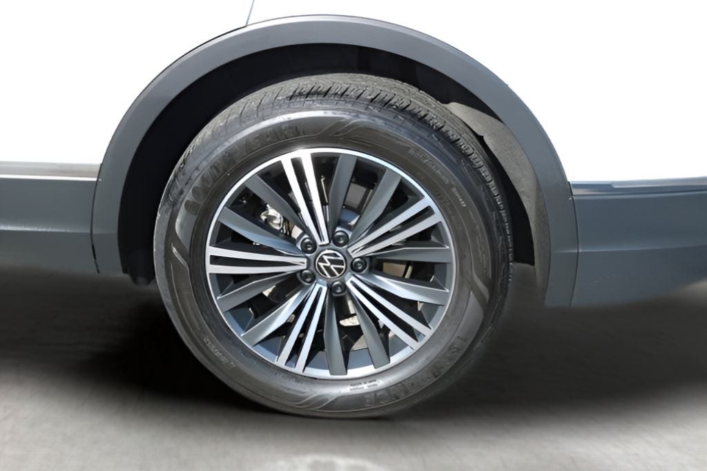 2024 Volkswagen Tiguan 2.0T Wolfsburg Edition
