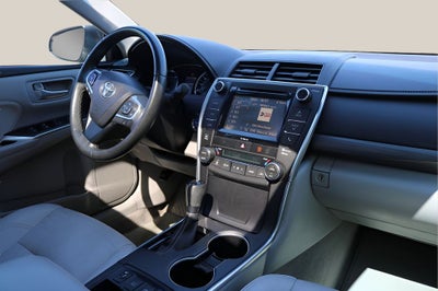 2017 Toyota Camry Hybrid XLE