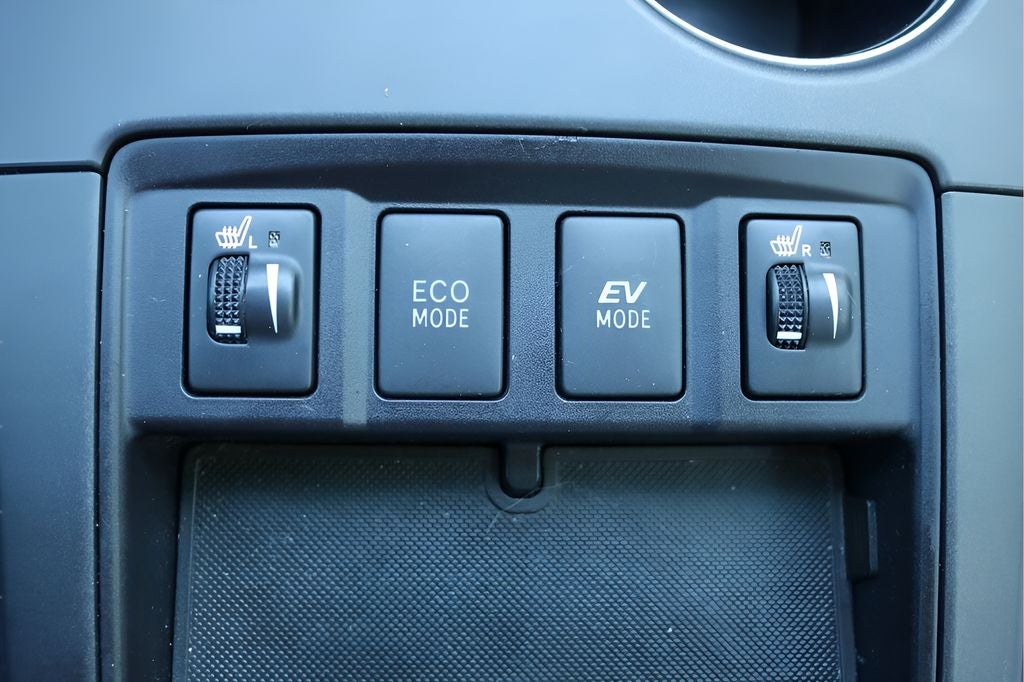 2017 Toyota Camry Hybrid XLE