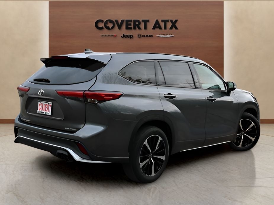 2022 Toyota Highlander XSE