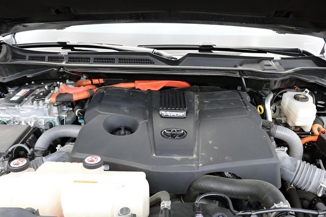 2024 Toyota Tundra Hybrid Platinum