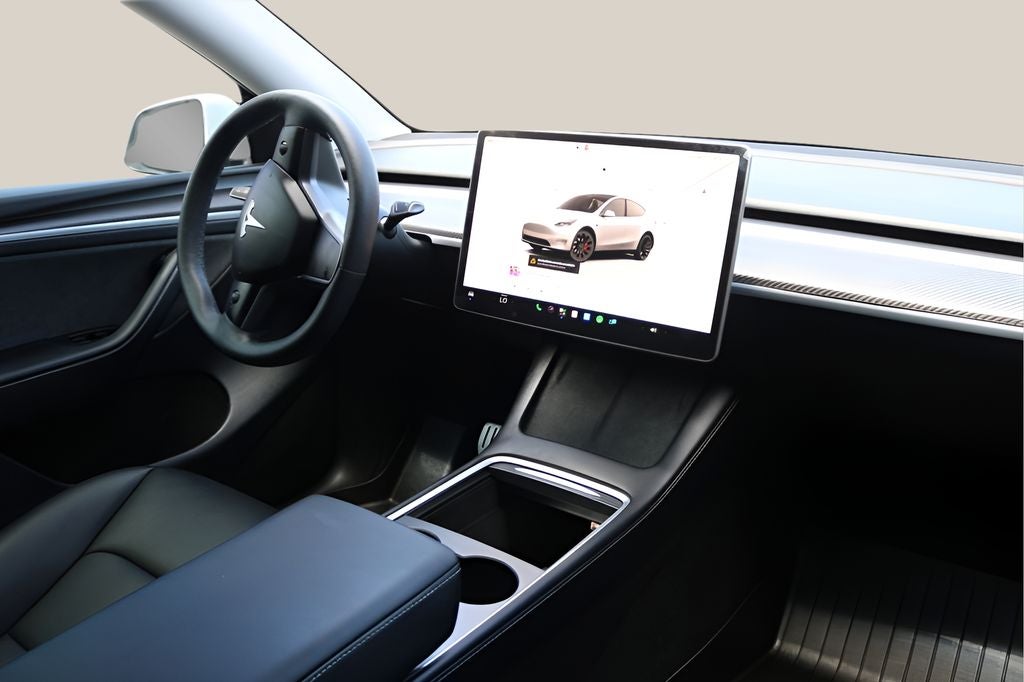 2025 Tesla Model Y Performance