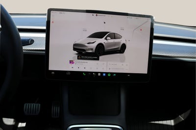 2025 Tesla Model Y Performance