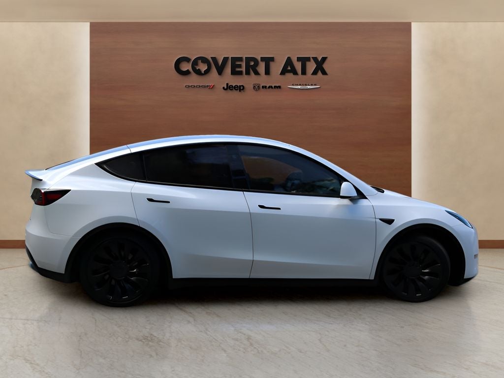 2025 Tesla Model Y Performance