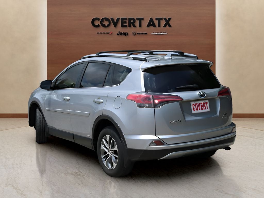 2017 Toyota RAV4 Hybrid XLE