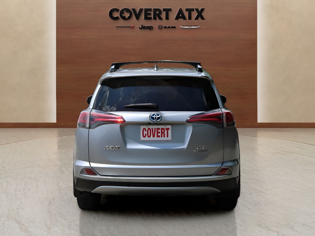 2017 Toyota RAV4 Hybrid XLE
