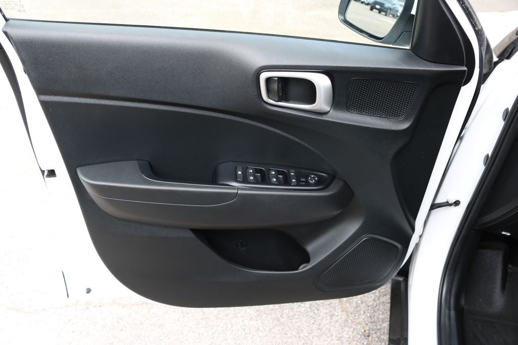 2022 Hyundai Venue SE