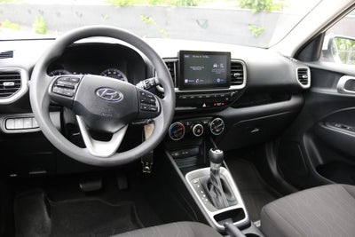 2022 Hyundai Venue SE