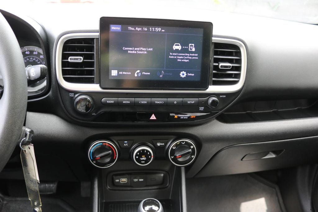 2022 Hyundai Venue SE