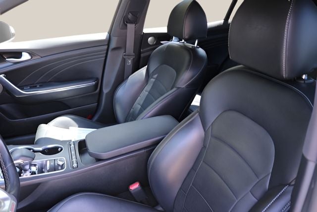 2022 Kia Stinger GT2