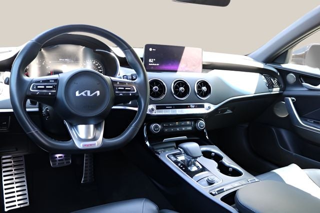 2022 Kia Stinger GT2