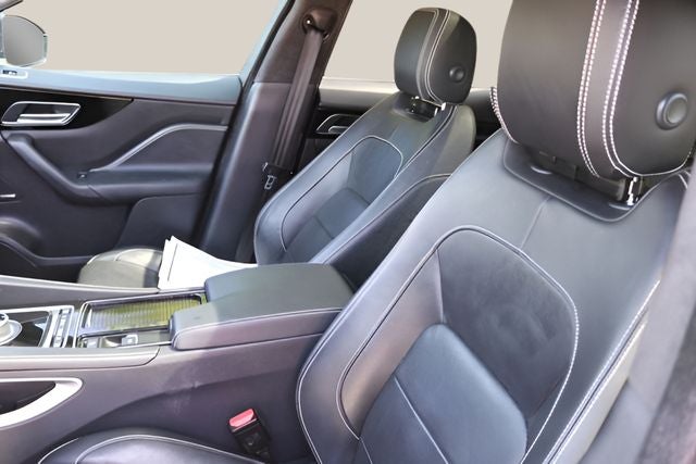 2019 Jaguar F-PACE 30t R-Sport