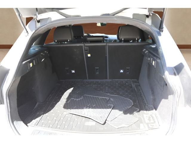 2019 Jaguar F-PACE 30t R-Sport